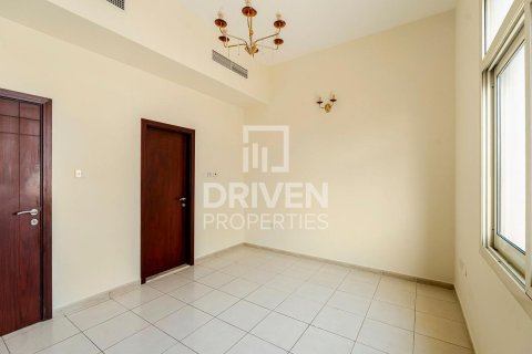 Villa à Mirdif Villas, Mirdif, Dubai, 3 chambres, 195.1 m², № 136600 - photo 7