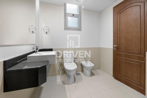 Apartment in Meydan, Dubai 2 bedrooms, 123.93 sq.m. № 136596 - photo 15