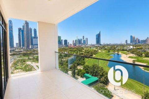 Квартира в The Hills, Дубай, 3 спальни, 166м², № 115832