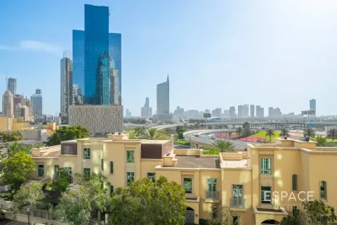 Apartment in AL MURJAN TOWER in Dubai Marina, Dubai 1 bedroom, 110 sq.m. № 123074 - photo 14