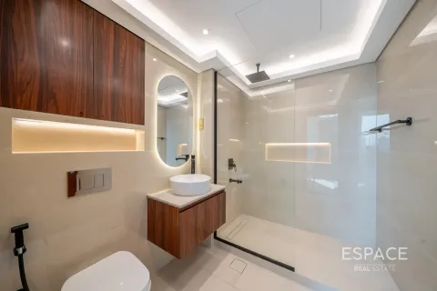 Apartment in AL MURJAN TOWER in Dubai Marina, Dubai 1 bedroom, 110 sq.m. № 123074 - photo 5