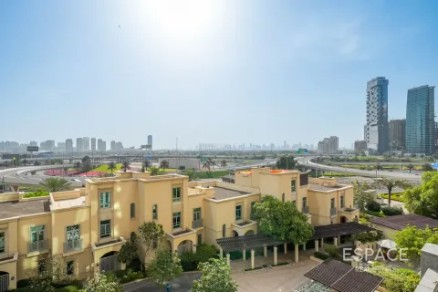 Apartment in AL MURJAN TOWER in Dubai Marina, Dubai 1 bedroom, 110 sq.m. № 123074 - photo 15