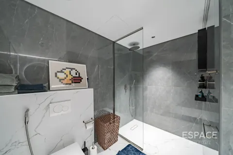 Apartment in Dubai Marina, Dubai 5 bedrooms, 571 sq.m. № 123068 - photo 18