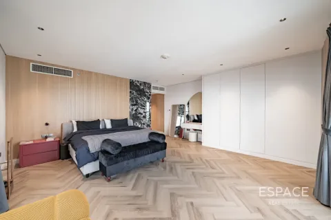 Apartment in Dubai Marina, Dubai 5 bedrooms, 571 sq.m. № 123068 - photo 14