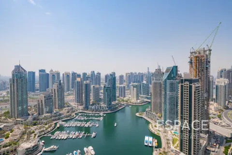 Apartment in Dubai Marina, Dubai 3 bedrooms, 181 sq.m. № 123071 - photo 17