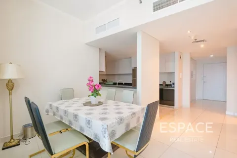 Apartment in Dubai Marina, Dubai 3 bedrooms, 181 sq.m. № 123071 - photo 9