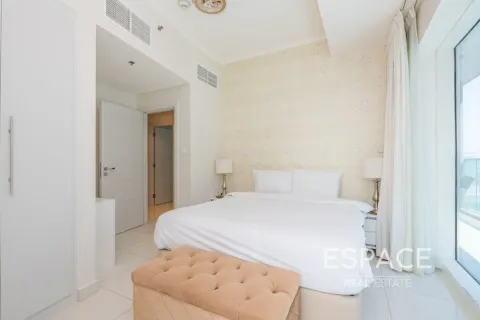Apartment in Dubai Marina, Dubai 3 bedrooms, 181 sq.m. № 123071 - photo 14
