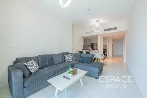 Apartment in Dubai Marina, Dubai 3 bedrooms, 181 sq.m. № 123071 - photo 2
