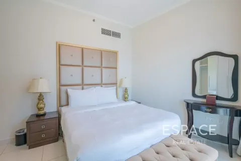 Apartment in Dubai Marina, Dubai 3 bedrooms, 181 sq.m. № 123071 - photo 7