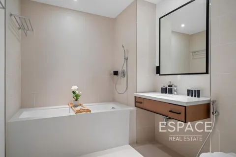Apartment in Dubai Marina, Dubai 2 bedrooms, 114 sq.m. № 123070 - photo 9