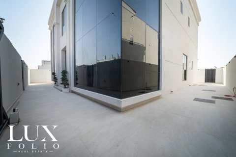 Villa in Nad Al Sheba 1, Nadd Al Sheba, Dubai 4 bedrooms, 465 sq.m. № 45654 - photo 24