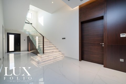 Villa in Nad Al Sheba 1, Nadd Al Sheba, Dubai 4 bedrooms, 465 sq.m. № 45654 - photo 4