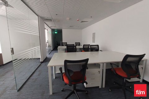 Bureau à Dubai, 133.4 m², № 53423 - photo 1
