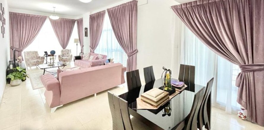 Квартира в Dubai Sports City, Дубай, 2 спальни, № 2881