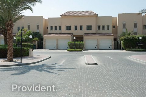 Villa in Dubai Festival City, Dubai 4 bedrooms, 331.2 sq.m. № 2868 - photo 8