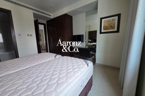 Apartamento en Jumeirah Lake Towers, Dubai, 2 dormitorios, 87 m², № 137931 - foto 10