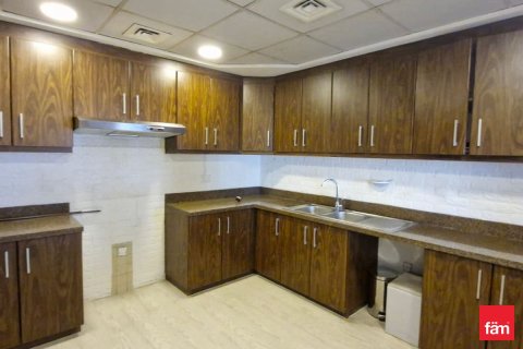 Снять в аренду квартиру в Бизнес-Бэе, Дубай: 3 спальни, 203.4м², № 97822 - фото 6