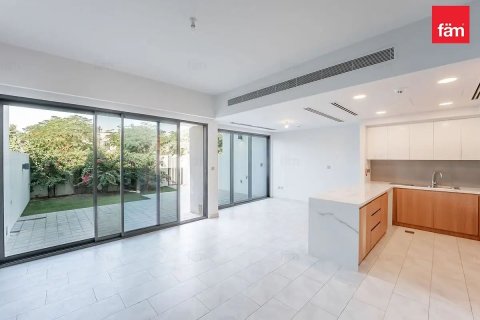 Villa à Dubai, 4 chambres, 244.5 m², № 97818 - photo 4