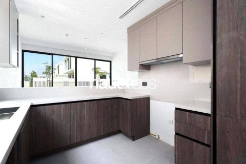 Villa in Harmony, Tilal Al Ghaf, Dubai 4 bedrooms, 432 sq.m. № 44645 - photo 4
