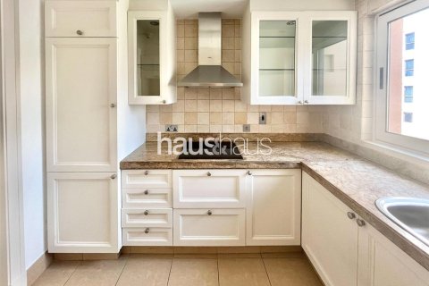 Apartment in Old Town, Dubai 1 bedroom, 90 sq.m. № 44642 - photo 6