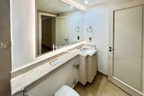 Apartment in Old Town, Dubai 1 bedroom, 90 sq.m. № 44642 - photo 13