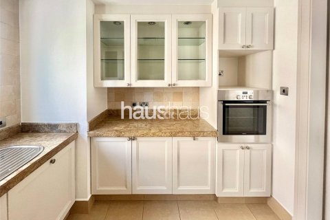 Apartment in Old Town, Dubai 1 bedroom, 90 sq.m. № 44642 - photo 5