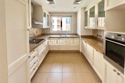 Apartment in Old Town, Dubai 1 bedroom, 90 sq.m. № 44642 - photo 4