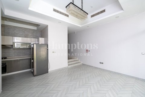 Снять в аренду таунхаус в Murooj Al Furjan, Al Furjan, Дубай: 4 спальни, 306.11538500м², № 72550 - фото 2