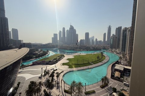 Apartamento en Downtown Dubai (Downtown Burj Dubai), Dubai, 2 dormitorios, 112 m², № 123852 - foto 2