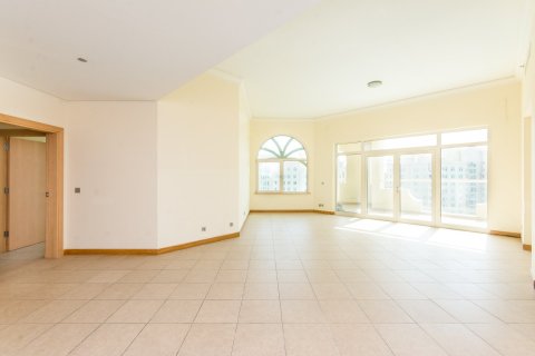 Apartamento en Palm Jumeirah, Dubai, 3 dormitorios, 206 m², № 123854 - foto 2