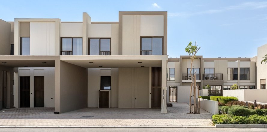 Adosado en Dubai, 4 dormitorios, 248 m², № 123851