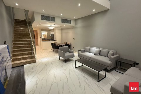 Townhouse in Dubai 2 bedrooms, 97.3 sq.m. № 50067 - photo 1