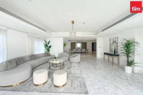 Apartamento en Al Furjan, Dubai, 5 dormitorios, 655.7 m², № 10378 - foto 1