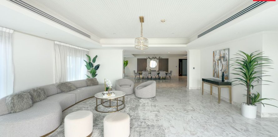 Apartamento en Al Furjan, Dubai, 5 dormitorios, 655.7 m², № 10378
