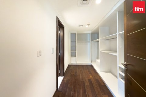Apartamento en Al Furjan, Dubai, 5 dormitorios, 655.7 m², № 10378 - foto 18