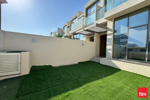 Adosado en Al Furjan, Dubai, 3 dormitorios, 147.9 m², № 96338 - foto 18