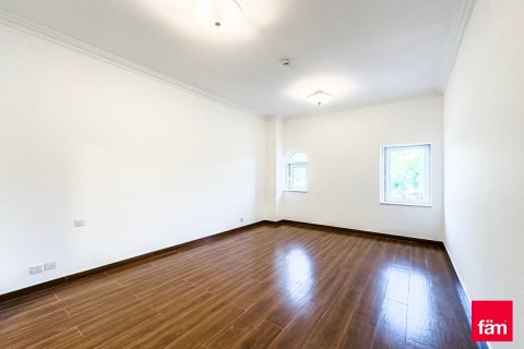 Apartment in Dubai 3 bedrooms, 241.6 sq.m. № 49934 - photo 19