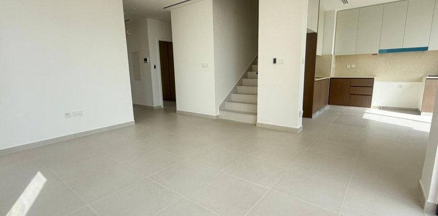 Villa à Dubai, 4 chambres, 261.6 m², № 55234