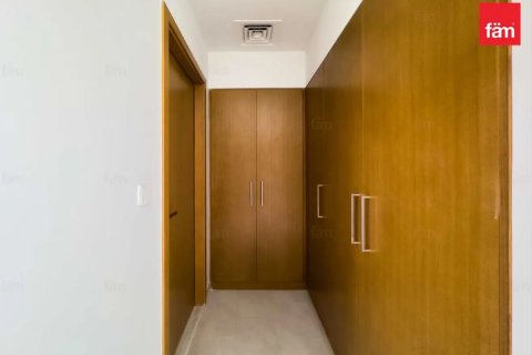 Adosado en Dubai, 3 dormitorios, 161 m², № 85800 - foto 3