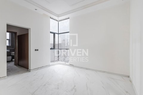 Villa à Al Quoz, Dubai, 5 chambres, 487 m², № 20834 - photo 4