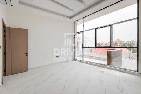 Villa à Al Quoz, Dubai, 5 chambres, 487 m², № 20834 - photo 13