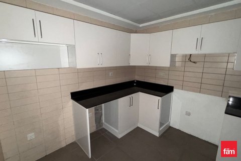 Снять в аренду квартиру в Дубае: 3 спальни, 181.7м², № 94606 - фото 2