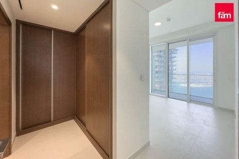 Apartment in Dubai Harbour, Dubai 3 bedrooms, 201.7 sq.m. № 94601 - photo 6