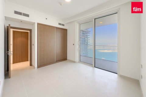 Apartment in Dubai Harbour, Dubai 3 bedrooms, 201.7 sq.m. № 94601 - photo 17