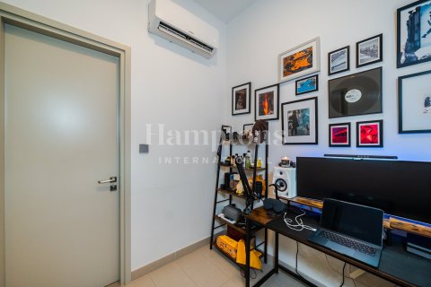 Снять в аренду таунхаус в Sun, Arabian Ranches 3, Дубай: 3 спальни, 180.23182000м², № 63705 - фото 2