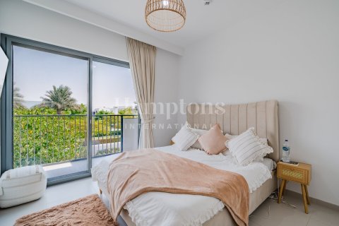 Снять в аренду таунхаус в Sun, Arabian Ranches 3, Дубай: 3 спальни, 180.23182000м², № 63705 - фото 12