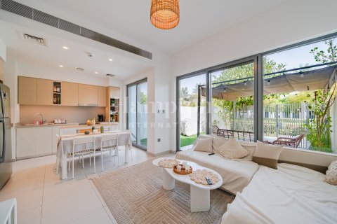 Снять в аренду таунхаус в Sun, Arabian Ranches 3, Дубай: 3 спальни, 180.23182000м², № 63705 - фото 11