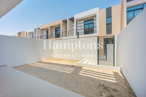 Villa à Dubai South (Dubai World Central), Dubai, 3 chambres, 190.54405300 m², № 63707 - photo 1