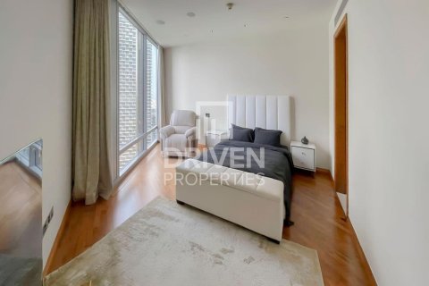 Apartment in Downtown Dubai (Downtown Burj Dubai), Dubai 2 bedrooms, 152.27 sq.m. № 126215 - photo 4