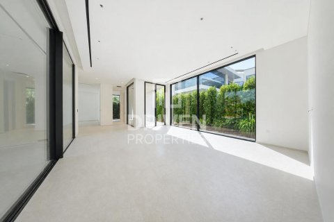 Villa en Pearl Jumeirah, Jumeirah, Dubai, 6 dormitorios, 950.31 m², № 126219 - foto 5
